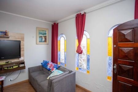 Sala  de casa para alugar com 2 quartos, 140m² em Taboão, Diadema