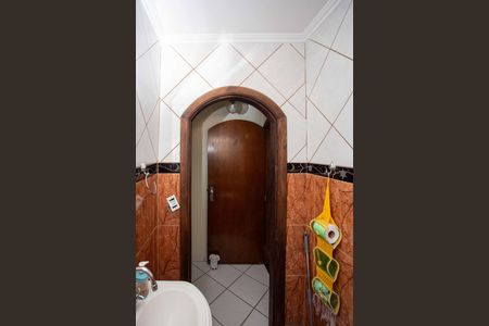 Casa para alugar com 140m², 2 quartos e 2 vagasBanheiro Social