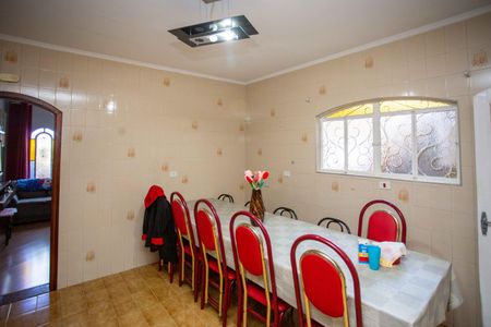 Casa para alugar com 140m², 2 quartos e 2 vagasCopa