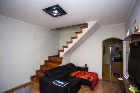 Sala  de casa para alugar com 2 quartos, 140m² em Taboão, Diadema