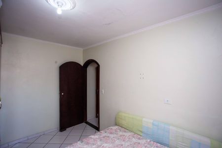 Casa para alugar com 140m², 2 quartos e 2 vagasQuarto 