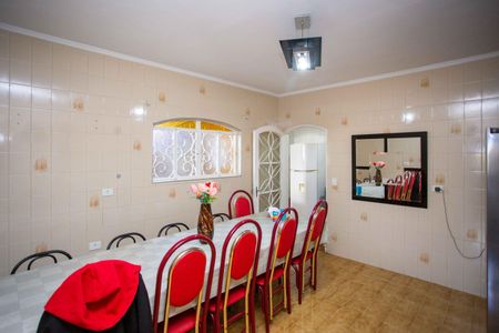 Casa para alugar com 140m², 2 quartos e 2 vagasCopa