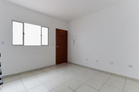 Sala de casa de condomínio para alugar com 2 quartos, 65m² em Vila Aurora (zona Norte), São Paulo