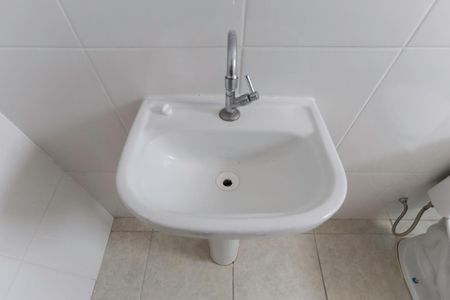 Casa de condomínio para alugar com 65m², 2 quartos e sem vagaBanheiro