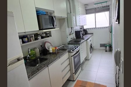 Apartamento à venda com 70m², 3 quartos e 2 vagas Apartamento à venda com 70m², 3 quartos e 2 vagasCozinha