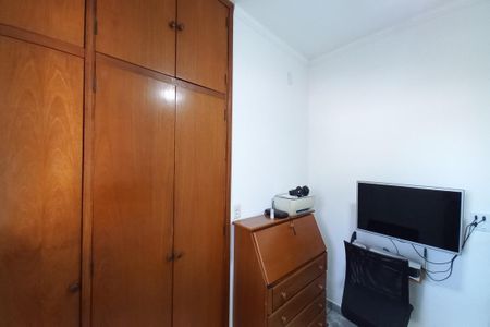 Casa à venda com 211m², 4 quartos e 4 vagas Casa à venda com 211m², 4 quartos e 4 vagasQuarto 2
