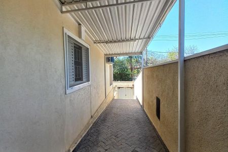 Casa à venda com 211m², 4 quartos e 4 vagas Casa à venda com 211m², 4 quartos e 4 vagasGaragem