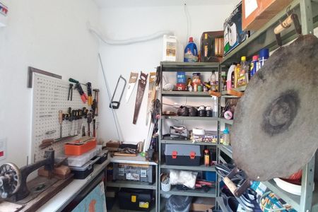 Casa à venda com 211m², 4 quartos e 4 vagas Casa à venda com 211m², 4 quartos e 4 vagasDespensa