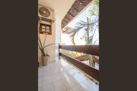 Casa para alugar com 435m², 4 quartos e 5 vagas Casa para alugar com 435m², 4 quartos e 5 vagasSacada da Suíte 1