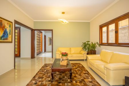 Casa para alugar com 435m², 4 quartos e 5 vagas Casa para alugar com 435m², 4 quartos e 5 vagasSala de Estar