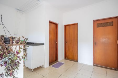 Casa para alugar com 435m², 4 quartos e 5 vagas Casa para alugar com 435m², 4 quartos e 5 vagasÁrea de Serviço