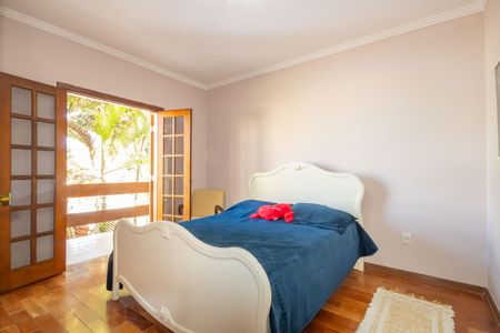 Casa para alugar com 435m², 4 quartos e 5 vagas Casa para alugar com 435m², 4 quartos e 5 vagasSuíte 1