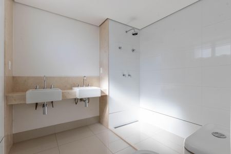 Apartamento à venda com 200m², 4 quartos e 3 vagasBanheiro