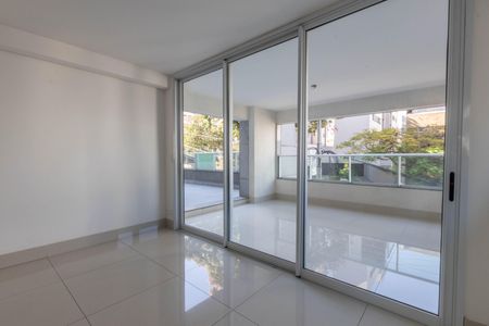Varanda da Sala de apartamento à venda com 4 quartos, 200m² em Cruzeiro, Belo Horizonte