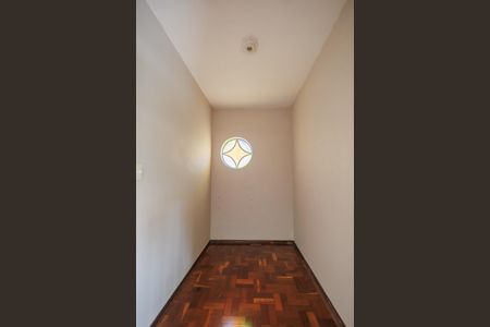 Casa para alugar com 166m², 3 quartos e 2 vagas Casa para alugar com 166m², 3 quartos e 2 vagasCloset