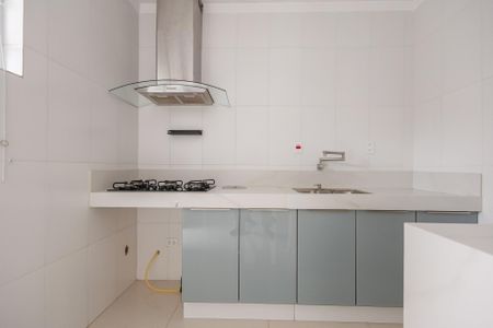 Casa para alugar com 166m², 3 quartos e 2 vagas Casa para alugar com 166m², 3 quartos e 2 vagasCozinha