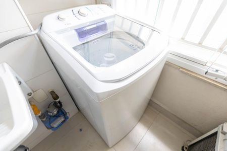 Apartamento à venda com 63m², 2 quartos e 1 vaga Apartamento à venda com 63m², 2 quartos e 1 vagaLavanderia