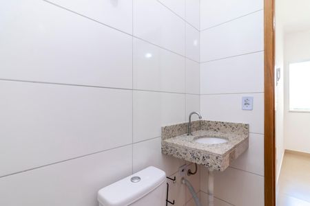 Apartamento à venda com 39m², 2 quartos e sem vaga Apartamento à venda com 39m², 2 quartos e sem vagaBanheiro