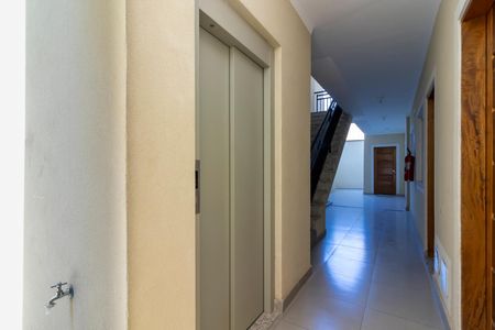 Apartamento à venda com 39m², 2 quartos e sem vaga Apartamento à venda com 39m², 2 quartos e sem vagaÁrea comum - Elevador