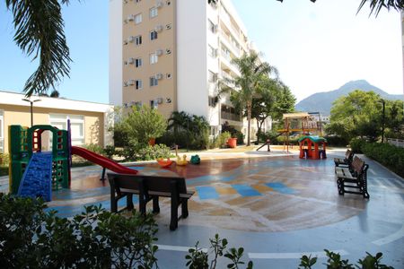 Apartamento para alugar com 67m², 2 quartos e 1 vagaPLayground