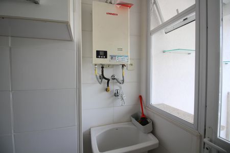 Apartamento para alugar com 67m², 2 quartos e 1 vagaÁrea de Serviço