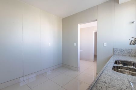 Apartamento à venda com 162m², 4 quartos e 3 vagasCozinha