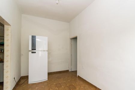 Casa à venda com 200m², 5 quartos e 1 vaga Casa à venda com 200m², 5 quartos e 1 vagaCopa