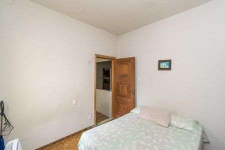 Casa à venda com 200m², 5 quartos e 1 vaga Casa à venda com 200m², 5 quartos e 1 vagaQuarto 1