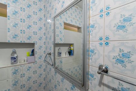 Casa à venda com 200m², 5 quartos e 1 vaga Casa à venda com 200m², 5 quartos e 1 vagaBanheiro Social