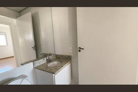 Apartamento para alugar com 44m², 2 quartos e 1 vaga Apartamento para alugar com 44m², 2 quartos e 1 vagaBanheiro