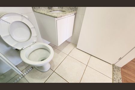 Apartamento para alugar com 44m², 2 quartos e 1 vaga Apartamento para alugar com 44m², 2 quartos e 1 vagaBanheiro