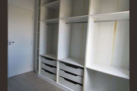 Apartamento à venda com 67m², 3 quartos e 1 vagaCloset