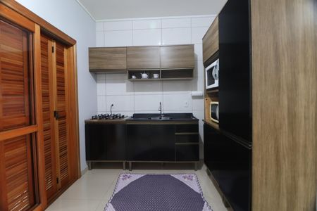 Casa à venda com 83m², 2 quartos e 2 vagasCozinha