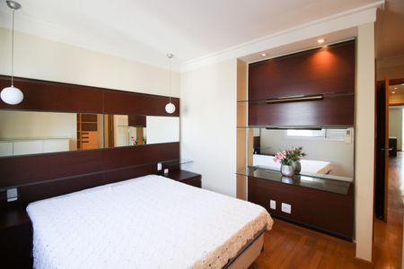 Apartamento para alugar com 198m², 3 quartos e 3 vagasSuíte 3