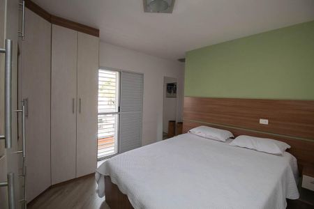 Casa à venda com 107m², 3 quartos e 2 vagasSuíte