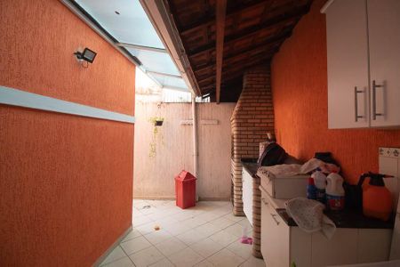 Casa à venda com 107m², 3 quartos e 2 vagasÁrea de Serviço / Churrasqueira