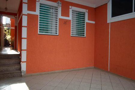 Casa à venda com 107m², 3 quartos e 2 vagasGaragem