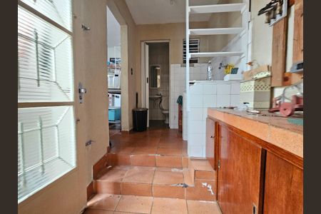 Casa à venda com 94m², 3 quartos e 2 vagas Casa à venda com 94m², 3 quartos e 2 vagasÁrea de Serviço