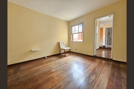 Casa à venda com 94m², 3 quartos e 2 vagas Casa à venda com 94m², 3 quartos e 2 vagasSuite