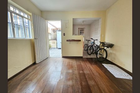 Sala de casa à venda com 3 quartos, 94m² em Jardim Santo Amaro, São Paulo