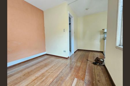 Casa à venda com 94m², 3 quartos e 2 vagas Casa à venda com 94m², 3 quartos e 2 vagasSuite