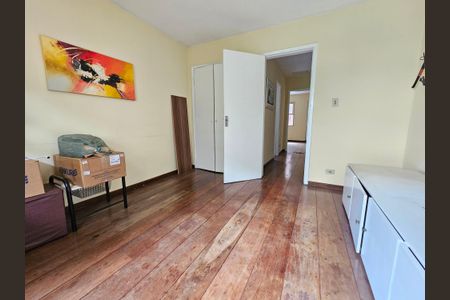 Casa à venda com 94m², 3 quartos e 2 vagas Casa à venda com 94m², 3 quartos e 2 vagasQuarto