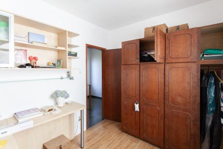 Casa à venda com 365m², 6 quartos e 3 vagasQuarto 2 - Casa 2