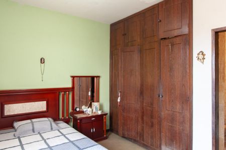 Casa à venda com 365m², 6 quartos e 3 vagasSuíte - Casa 1