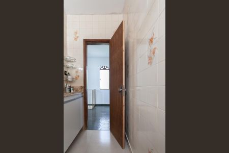 Casa à venda com 365m², 6 quartos e 3 vagasBanheiro Social - Casa 2