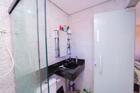 Casa à venda com 148m², 2 quartos e 3 vagasBanheiro da Suíte 1