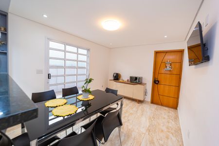 Casa à venda com 148m², 2 quartos e 3 vagasCopa