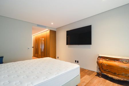 Apartamento à venda com 158m², 2 quartos e 2 vagasSuíte 1