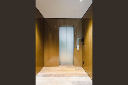 Apartamento à venda com 158m², 2 quartos e 2 vagasHall de entrada