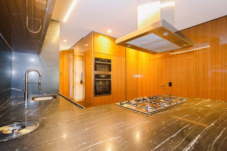 Apartamento à venda com 158m², 2 quartos e 2 vagasCozinha